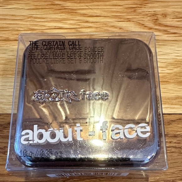 About-Face The Curtain Call Setting Powder  New “Bow” set & smooth loose powder - Picture 7 of 7